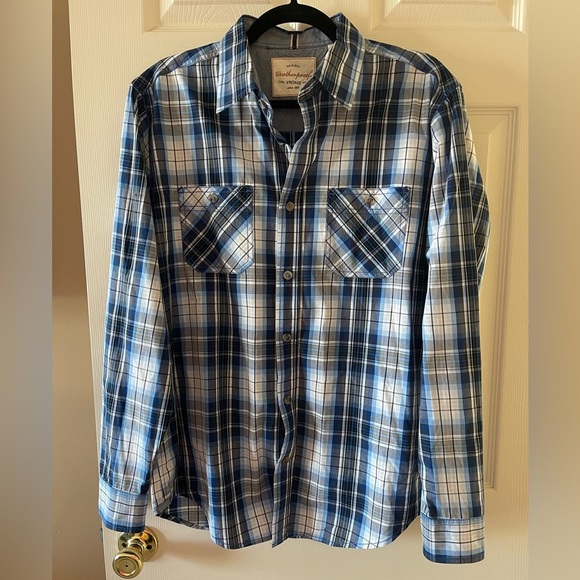 Weatherproof button down  • Mens Medium - Picture 1 of 7
